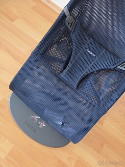Lehátko Babybjörn mesh navy blue - 3