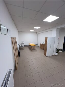 Prenájom priestorov 30m2 pre služby/kanceláriu - Bánovce - 3