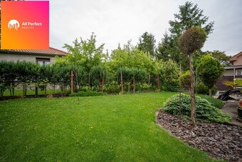 Na predaj rodinný dom s bazénom v Opoji - 3