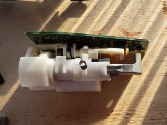 E91/M47 120kw zámok volantu - 3