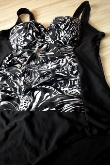 Čierno biele jednodielne plavky JANINA, v.XL/XXL - 3