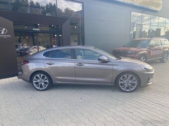 Hyundai i30 Fastback STYLE - 3