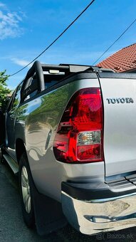 Toyota Hilux 2,4D 4D 11 kW Manual 6st - 3