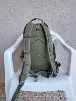 taktický vojenský batoh 10l - 3