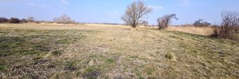 Predaj – Stavebný pozemok na 2 rodinné domy v obci Láb - 3