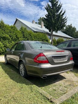 Mercedes W211 e350 4matic - 3