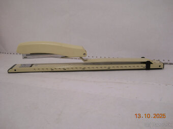 Predám staré kancelárske veci - 3