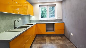 Kuchynská linka - 3