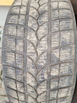 225/55 R17 zimne - 3