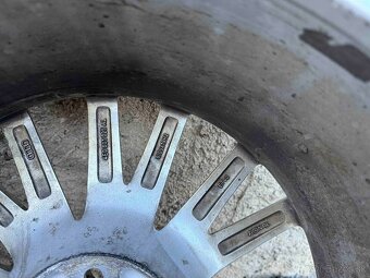 235/45 R19 zimní kola Audi - 3