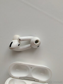Apple AirPods Pro (1. generace). - 3