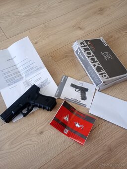 GLOCK 19 - 3