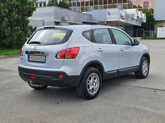 Nissan Qashqai 4x4 benzín 2.0i, automat, ťažné,STK do 4/2027 - 3