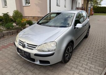 Volkswagen Golf 1,4i klima , Dobrý stav benzín manuál 55 kw - 3