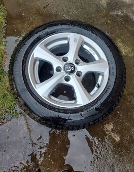 5x114,3 v rozmere 195,65 r15 - 3