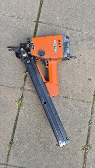 Pneumatická klincovačka HOLZER – 45 až 80 mm (na opravu) - 3