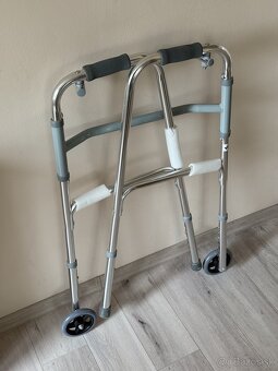 Chodítko rehabilitačné - 3