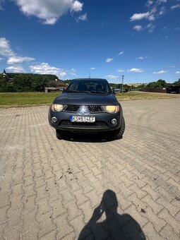 Mitsubishi l200 - 3
