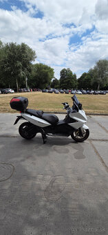Gilera GP 800 - 3