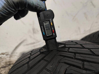 235/55 R18 Celoročné pneumatiky Continental 2 kusy - 3