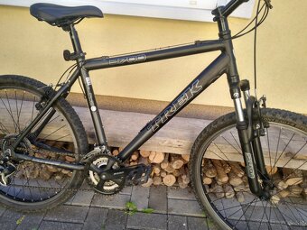 horský bicykel TREK 3700,odpružená vidla,26"kol.,rám L-19.5 - 3