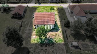 ROZOSTAVANÁ STAVBA v blízkosti kúpaliska v Poľnom Kesove - 3