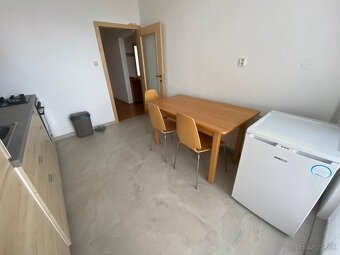 zariadená izba  v 3i byte – Solinky - 3