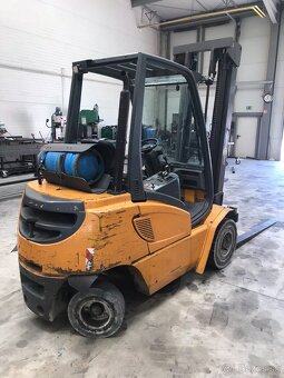 VZV JUNGHEINRICH TFG 25 BK na plyn - 3