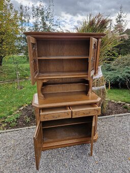 Kredenc. Pribornik. - 3