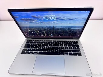 MacBook Air 13 - 3
