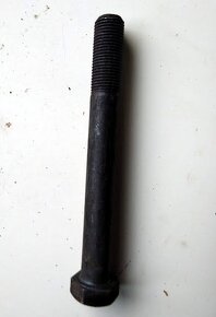 Skrutka M16 dlhá - 3