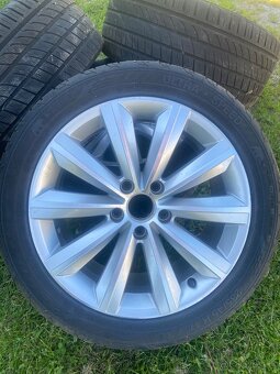 VW Passat disky 5x112 R17 - 3