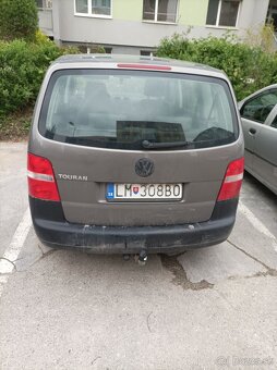 Rozpredám Touran 1.9 74 kw - 3