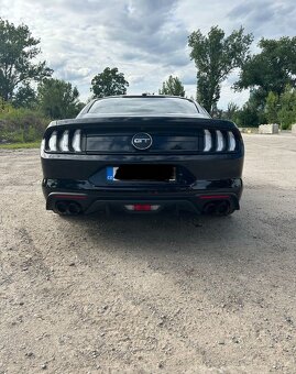 Ford Mustang - 3