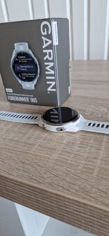 Garmin Forerunner 965 hodinky, Whitestone/Powder Gray - 3