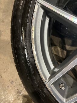 Mercedes Disky AMG R21 - 3