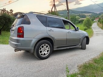 Rexton 2.7 CDI 4X4 - 3
