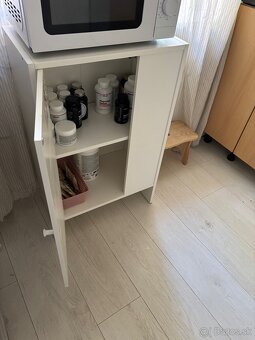 Malá kuchyňská skříňka IKEA - 3