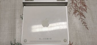 Apple magic keyboard and touch pad - 3
