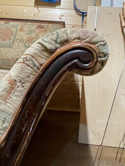 Predám veľkú starodávnu sofu v top stave - 3