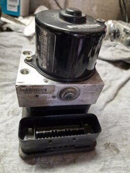 Riadiaca jednotka ESP/ABS - ESP,ABS kocka - 3