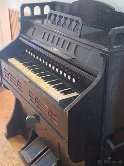 Predám  harmónium Julius Guna - 3