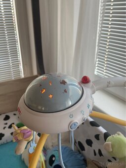 Kolotoč nad postýlku Fisher Price - 3