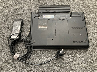 Lenovo ThinkPad Edge E420 čierny 1141-GCG - 3