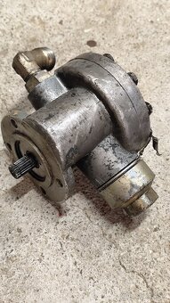 Predám hydraulické čerpadlo - 3