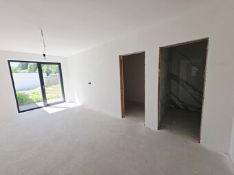 Ponúkame na predaj novostavbu 5+kk RD, Divina, R2 SK. - 3
