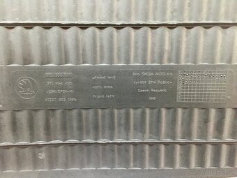 Originál gumové autokoberce ŠKODA SUPERB II. - 3