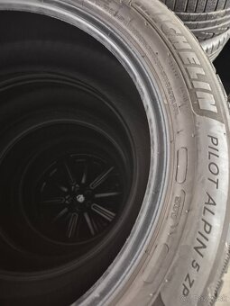 Zimne pneu 245×50 R19 - 3