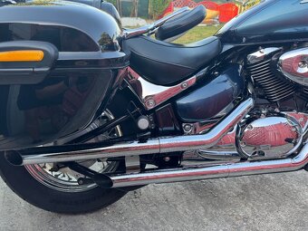Suzuki Intruder VL 800 Volusia - 3