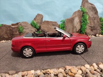 Prodám model 1:18 audi A4 B6 cabrio - 3